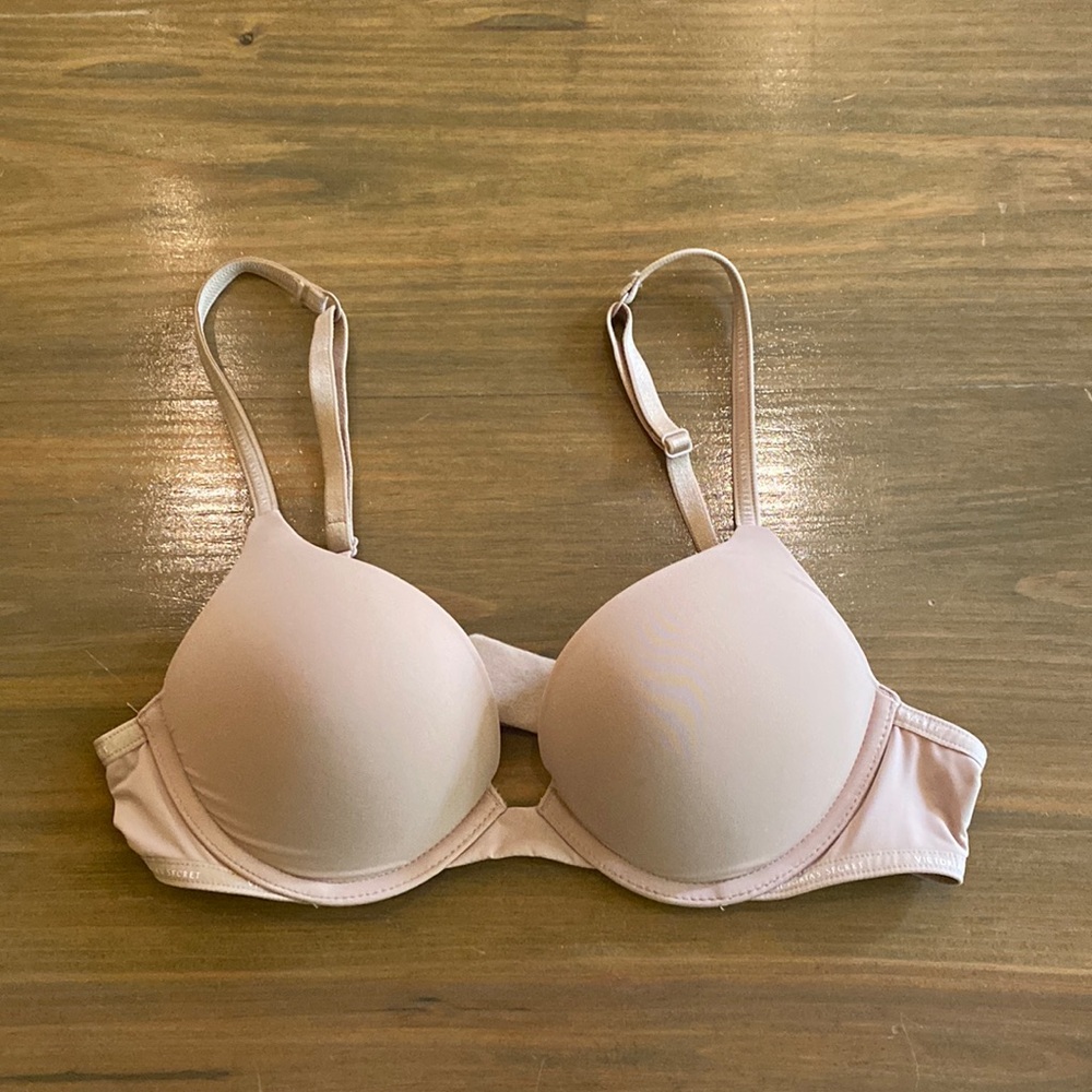 Victoria’s Secret t-shirt push up bra.